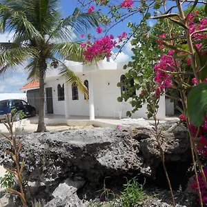 La Isla Pensión La Romana